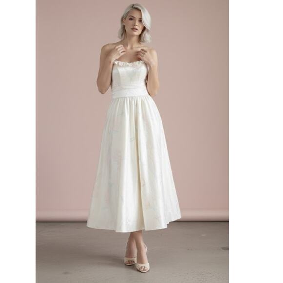 Steppin' Out Dresses & Skirts - Vintage Steppin' Out Satin Floral Strapless Midi Dress Yellow XS